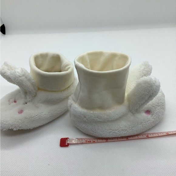 Toddler Fuzzy Bunny Slippers - Picture 8 of 9